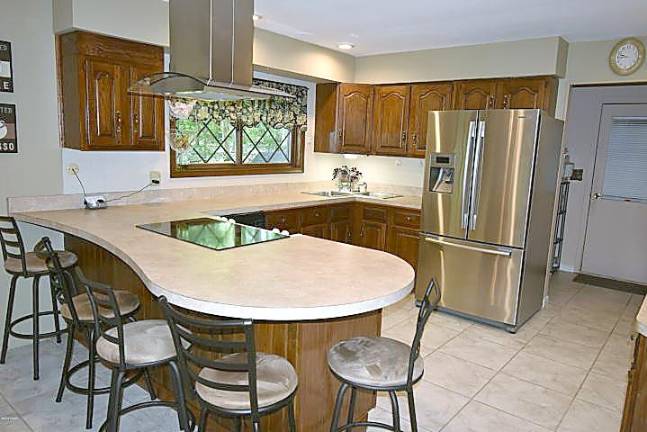 Spacious four-bedroom with pond and stream Kitchen