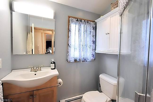This home is affordable, charming, and move-in ready This home is affordable, charming, and move-in ready