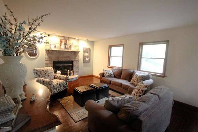 Upgraded spacious four-bedroom colonial Upgraded spacious four-bedroom colonial