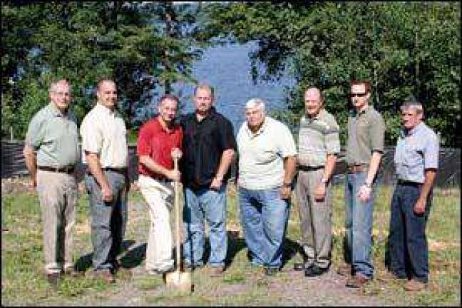 GROUND BREAKING CELEBRATES CONSERVATION AND LOCAL JOBS GROUND BREAKING CELEBRATES CONSERVATION AND LOCAL JOBS