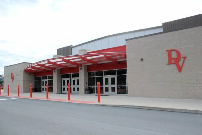 School reports 11 new cases of coronavirus Delaware Valley High School (Photo by Pamela Chergotis)