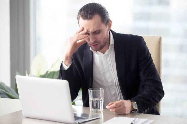 9 in 10 employees come to work sick, survey shows 9 in 10 employees come to work sick, survey shows