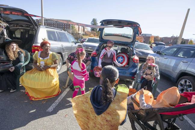 Campus Trunk or Treat at ESU Campus Trunk or Treat at ESU