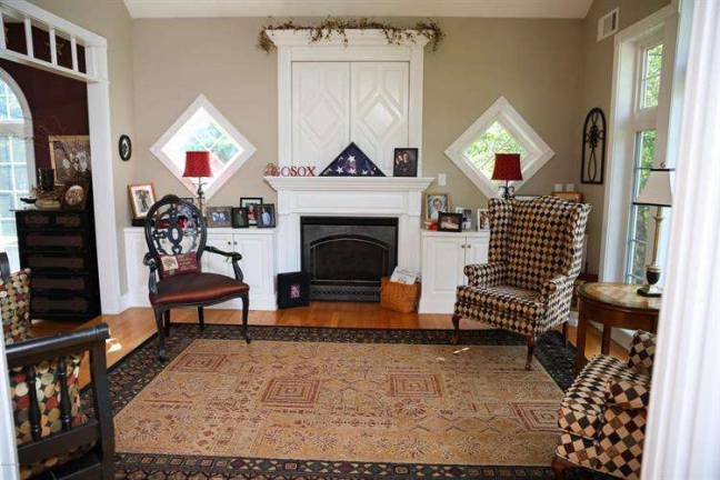 Four-bedroom contemporary shows attention to detail Four-bedroom contemporary shows attention to detail