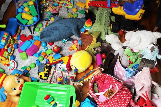 Clutter causes stress for middle-class families Clutter causes stress for middle-class families