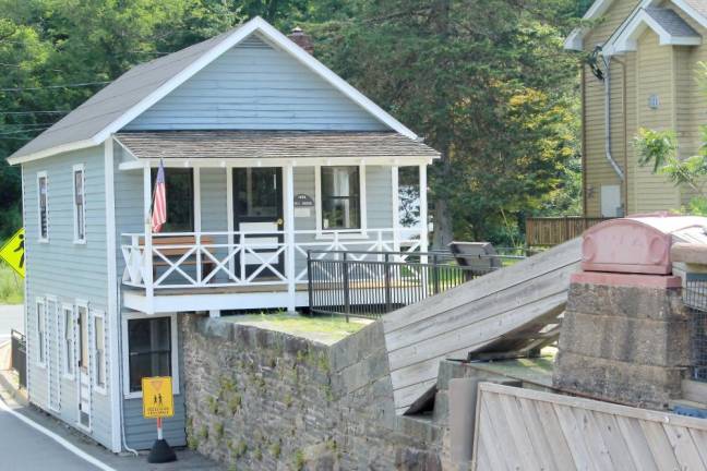 The Roebling Bridge tollhouse (Photo by Pamela Chergotis)