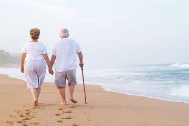 Slowed walking speed may predict early dementia Slowed walking speed may predict early dementia