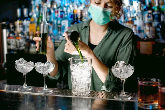 State Police, Liquor Control Board remind bars and restaurants to require masks, follow social distancing State Police, Liquor Control Board remind bars and restaurants to require masks, follow social distancing