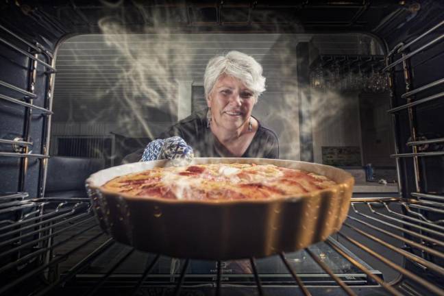 Wayne County Fair baking contests registering bakers