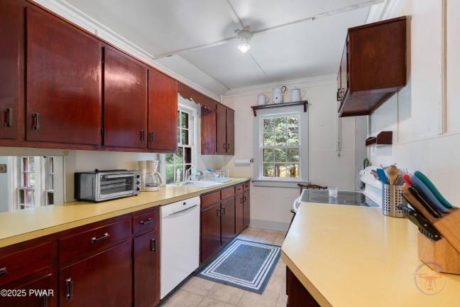 Log cabin on Silver Lake is once-in-a-lifetime opportunity Log cabin on Silver Lake is once-in-a-lifetime opportunity