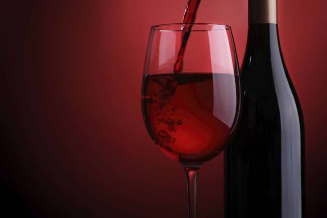 Wine Circle at Hotel Fauchere explores the reds Wine Circle at Hotel Fauchere explores the reds