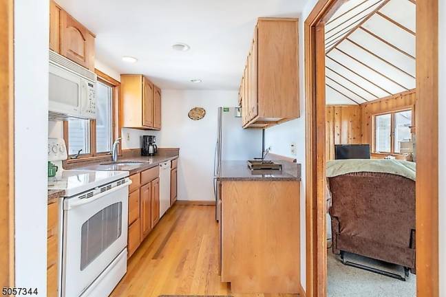 Stunning lake house won’t last at this price Stunning lake house won’t last at this price