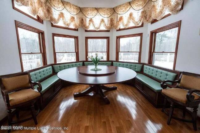 Upscale four-bedroom home is designed for resort living Upscale four-bedroom home is designed for resort living