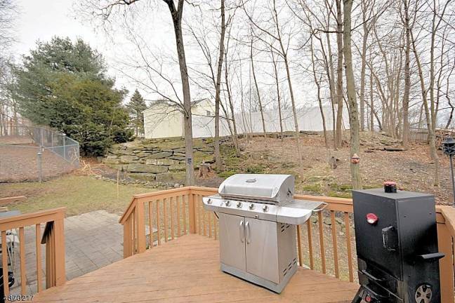 This home is affordable, charming, and move-in ready This home is affordable, charming, and move-in ready