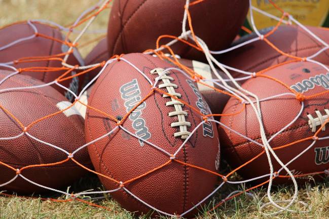 DVHS looks to pull out a win against Scranton Prep DVHS looks to pull out a win against Scranton Prep