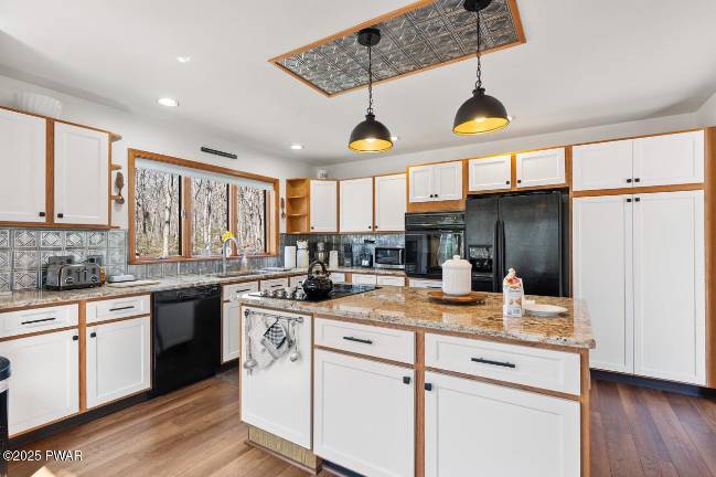 Twin Lakes Woods home on six acres Twin Lakes Woods home on six acres