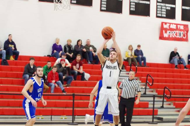 Delaware Valley Warriors meet West Scranton Invaders in 'Court Battle' Delaware Valley’s Dylan Kelly in the midst of a shot. Kelly scored two points. (Photo by George Leroy Hunter)