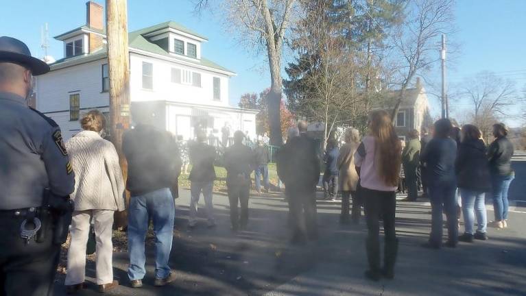 Crowd assembled for the ribbon cutting at the newly dedicated Dickson House (Photo by Frances Ruth Harris)