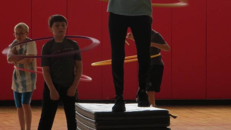 Hula hooping makes last day a hoot Hula hooping makes last day a hoot
