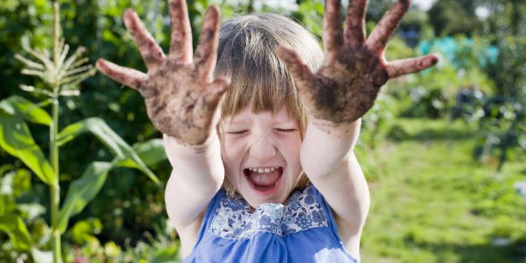 Children invited to roll up their sleeves and garden Children invited to roll up their sleeves and garden