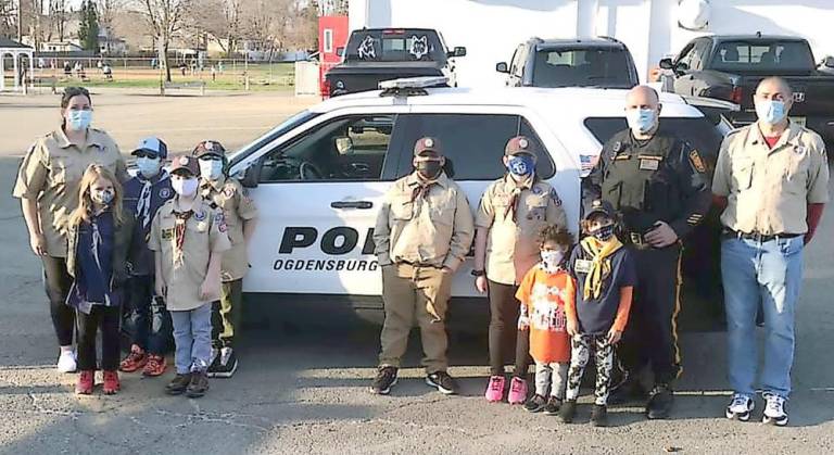 Cub Scout Pack 298 meets with Ogdensburg police chief (Photo provided)