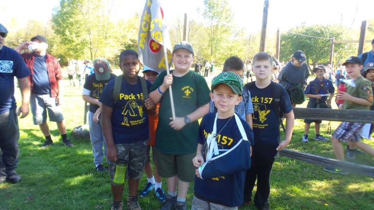 Scouts re-enact the Battle of Walnut Mountain (Photo by Frances Ruth Harris)