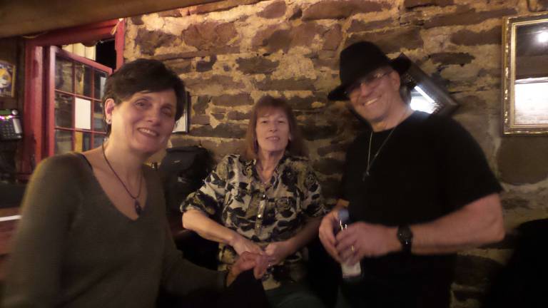 Bringing down the house Ann Marie Nitt with Cathy and Lenny Miller at the Waterwheel (Photo by Frances Ruth Harris)