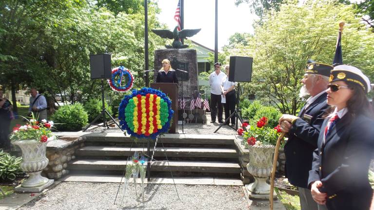 Milford honors those who sacrificed all Guest speaker Kelly Gaughan (Photo by Frances Ruth Harris)