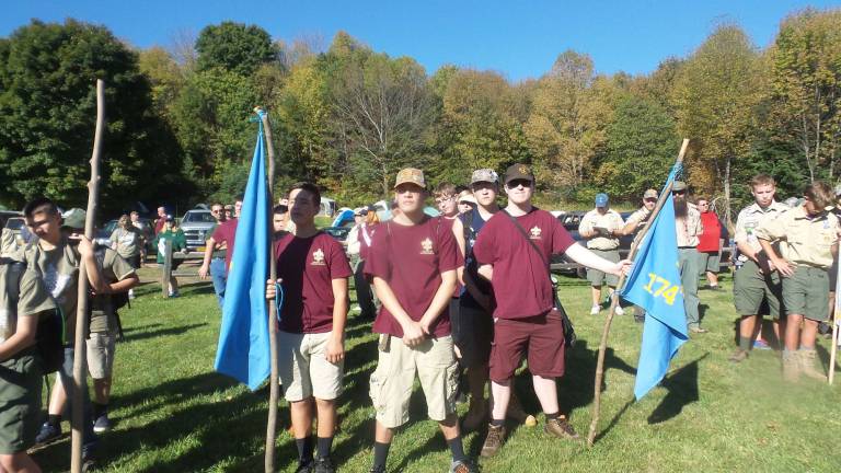Scouts re-enact the Battle of Walnut Mountain (Photo by Frances Ruth Harris)