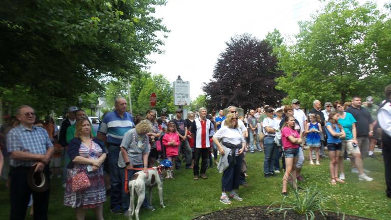 Milford honors those who sacrificed all The community came out in force to pay tribute to fallen servicemen and -women (Photo by Frances Ruth Harris)