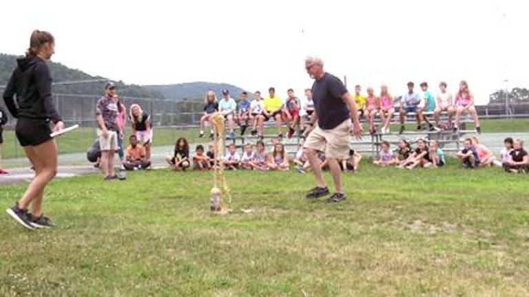 Kids have a blast at DV-Ace Day Camp Science Week Kids have a blast at DV-Ace Day Camp Science Week
