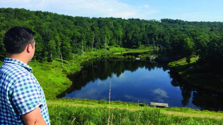 Disaster prevention under your feet: Hike a dry dam Disaster prevention under your feet: Hike a dry dam