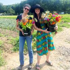 Flower pick and design workshop