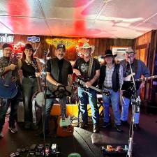 Brokedown &amp; Rebuilt brings southern rock to Backroad Brewing.