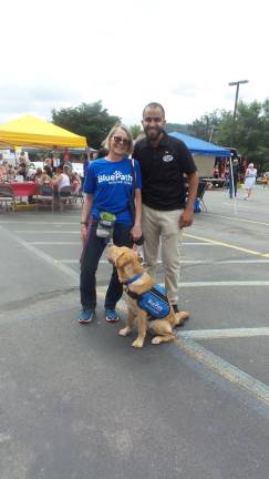 Benni with Chrisanne Cubby and Key Foods Manager Junior Dabashi (Photo by Frances Ruth Harris)