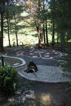 Dingmans Ferry church dedicates grove