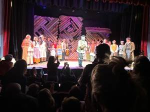 Performers receive a standing ovation for their portrayal of ‘Fiddler on the Roof’ at Milford Theater.