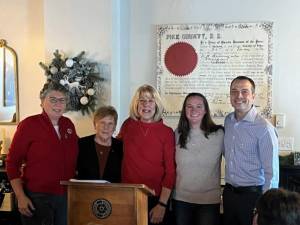 L-R: Arlene Quirk, Mary Jorgenson, Karen Loeschorn, Candace Mahala and Shaun Burger.