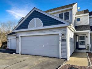 Townhome offers maintenance-free living