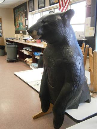 'Golf Bear' will be displayed as part of the 'Bear Walk' on the path leading to the October film festival. (Photos provided)