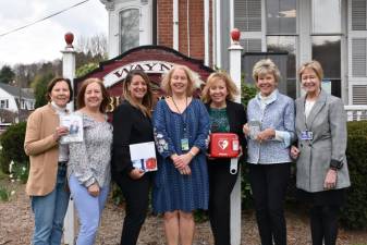 L-R: Cinda Tietjen, Carol Kneier, Brooke James, Tracy Schwarz, Diane Wylam, Martha Wilson, Lisa Champeau.