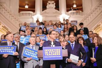 Governor Josh Shapiro and bipartisan legislative leaders announce the opening of the PA Student Teacher Support Program application period.