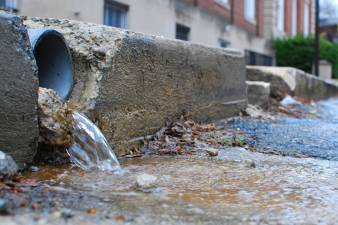 Stormwater runoff (Chesapeake Bay Program: chesapeakebay.net)