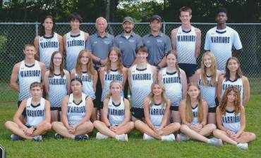 The 2025 Delaware Valley High School cross country teams.