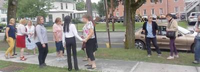 Seventeen people turned out to support Selina McGinnis outside the Pike County Courthouse (Photo by Frances Ruth Harris)