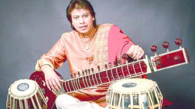 Maestro Ustad Shafaat Khan