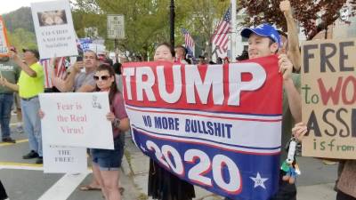 Protesters in front of the Pike County Courthouse (Photo by Ken Hubeny Sr.)