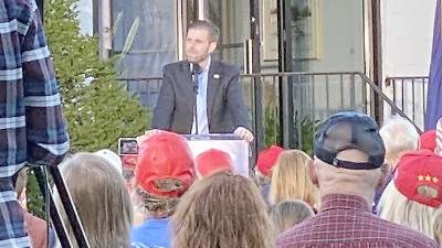 Eric Trump address the crowd in Milford (Photo by Kim Rotello)