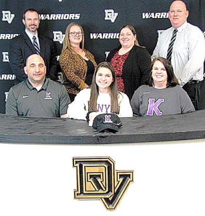 Mia Van Wie signs with Kenyon College