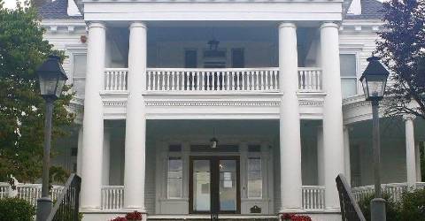 The Columns Museum celebrates the end of World War II with living history display